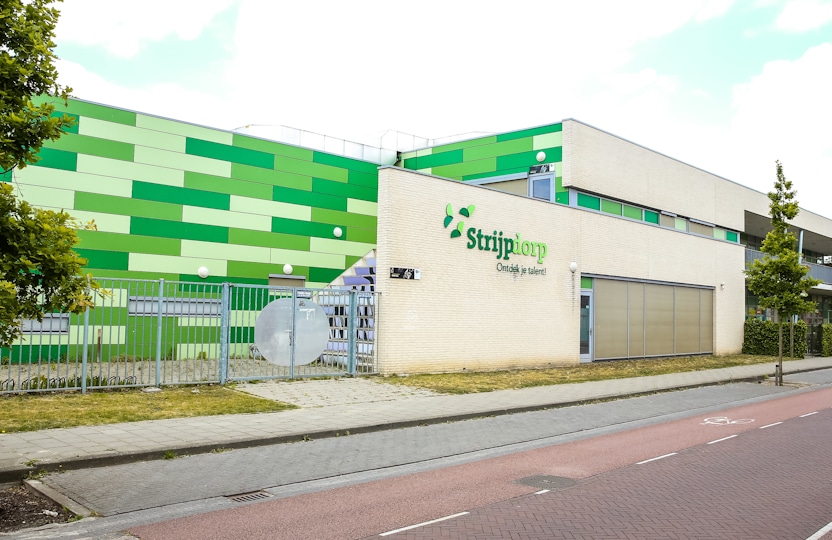 schoolgebouw SALTO-school Strijp Dorp